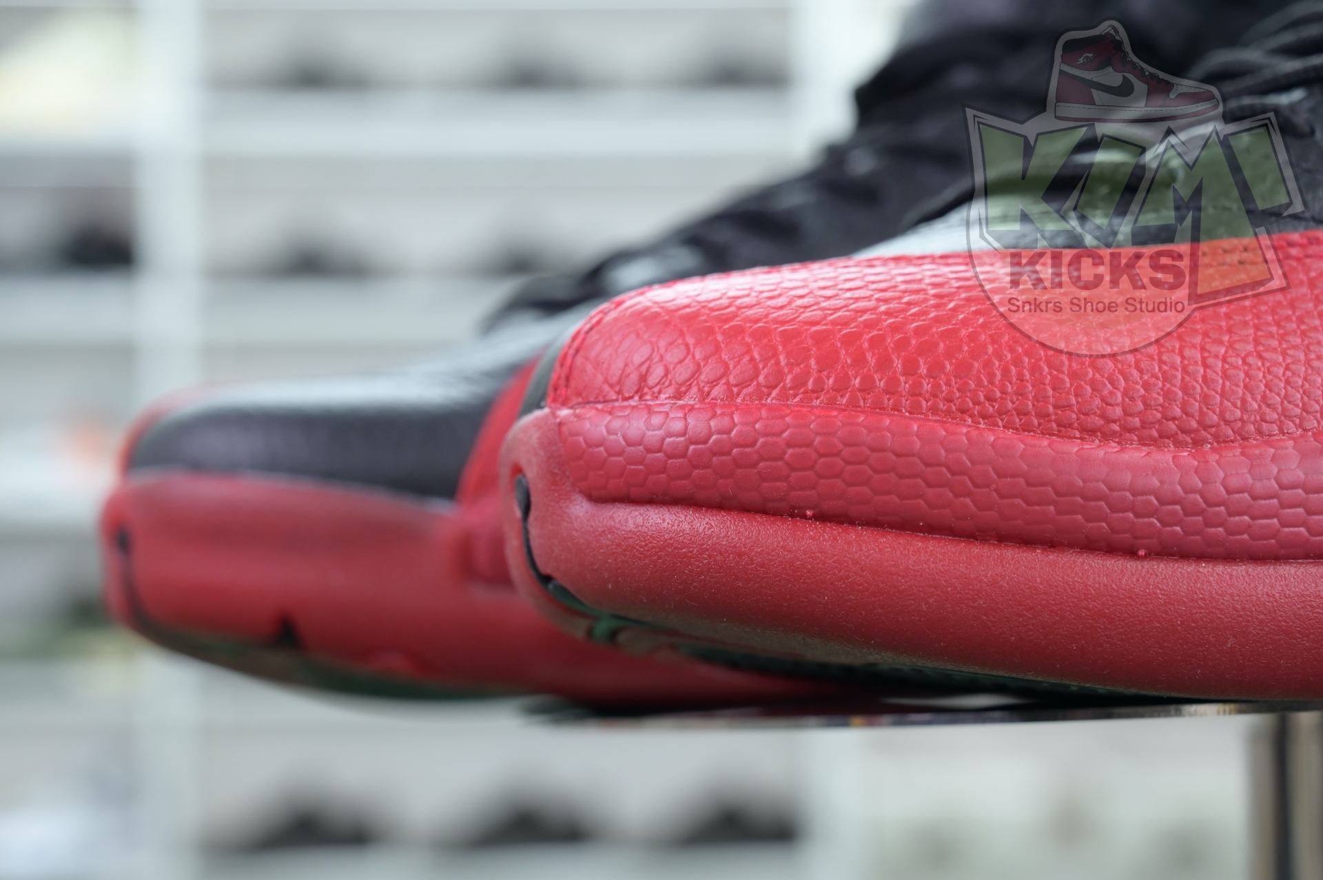 Air Jordan 12 Flu Game 2025