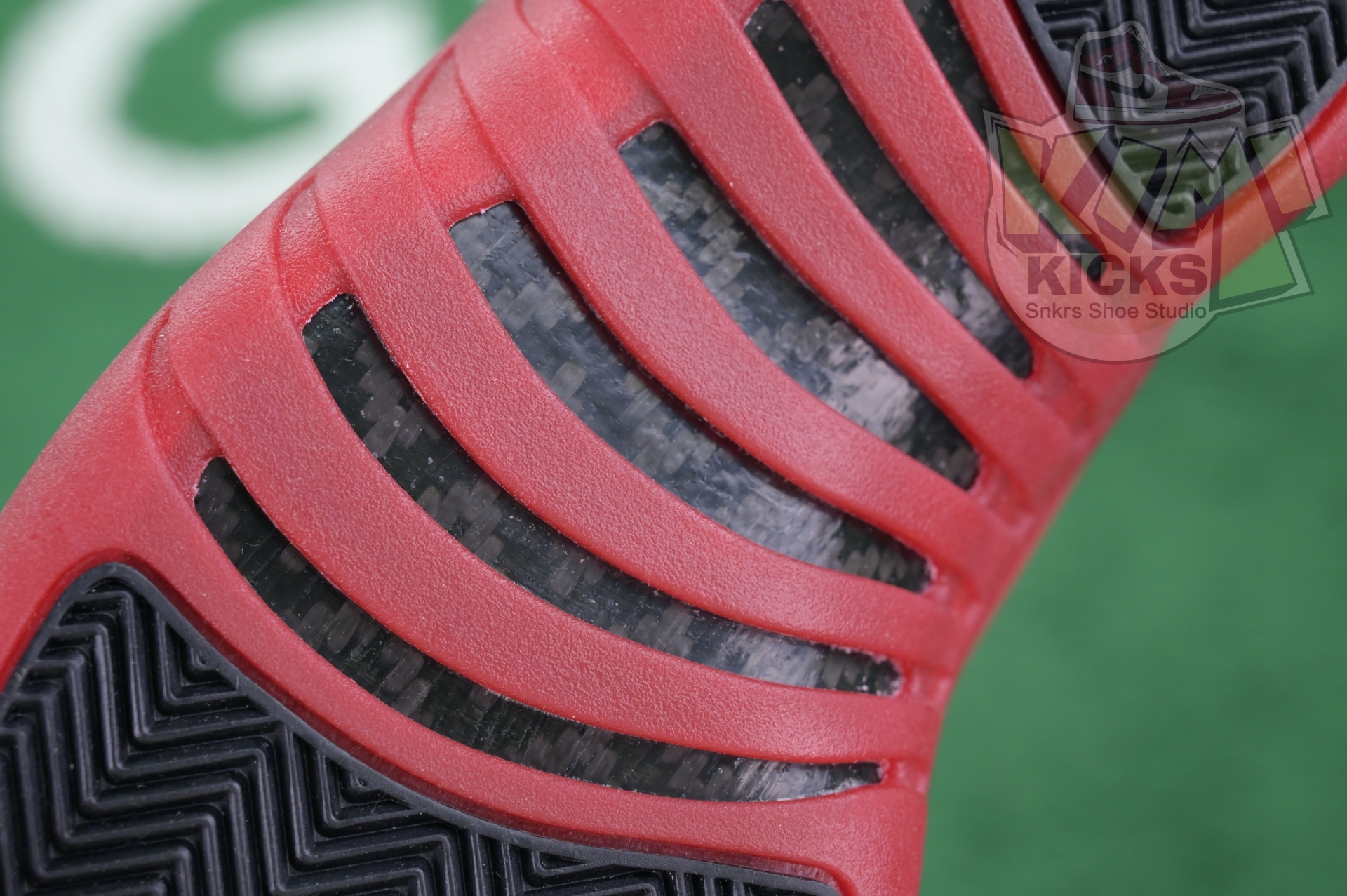 Air Jordan 12 Flu Game 2025