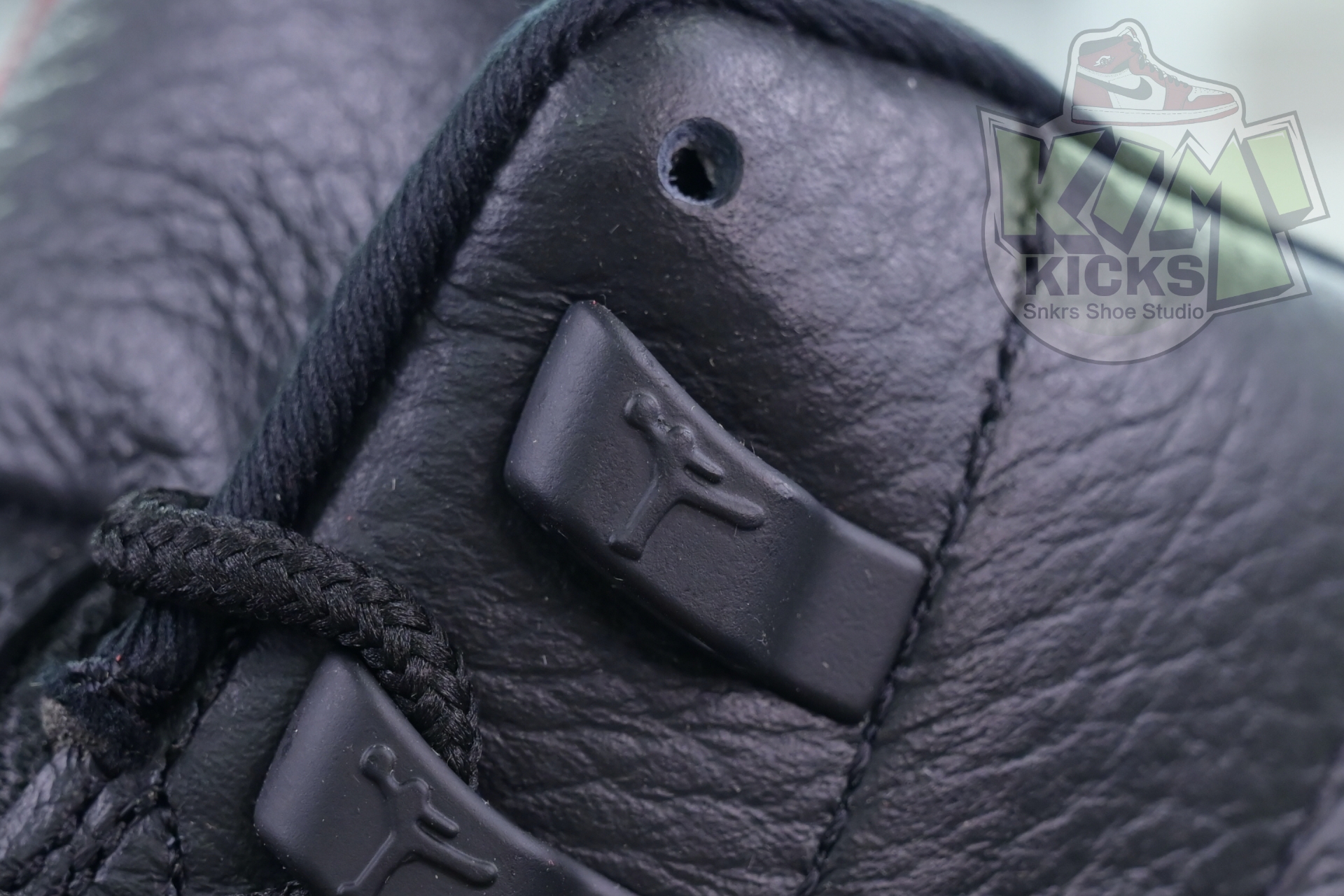 Air Jordan 12 Flu Game 2025