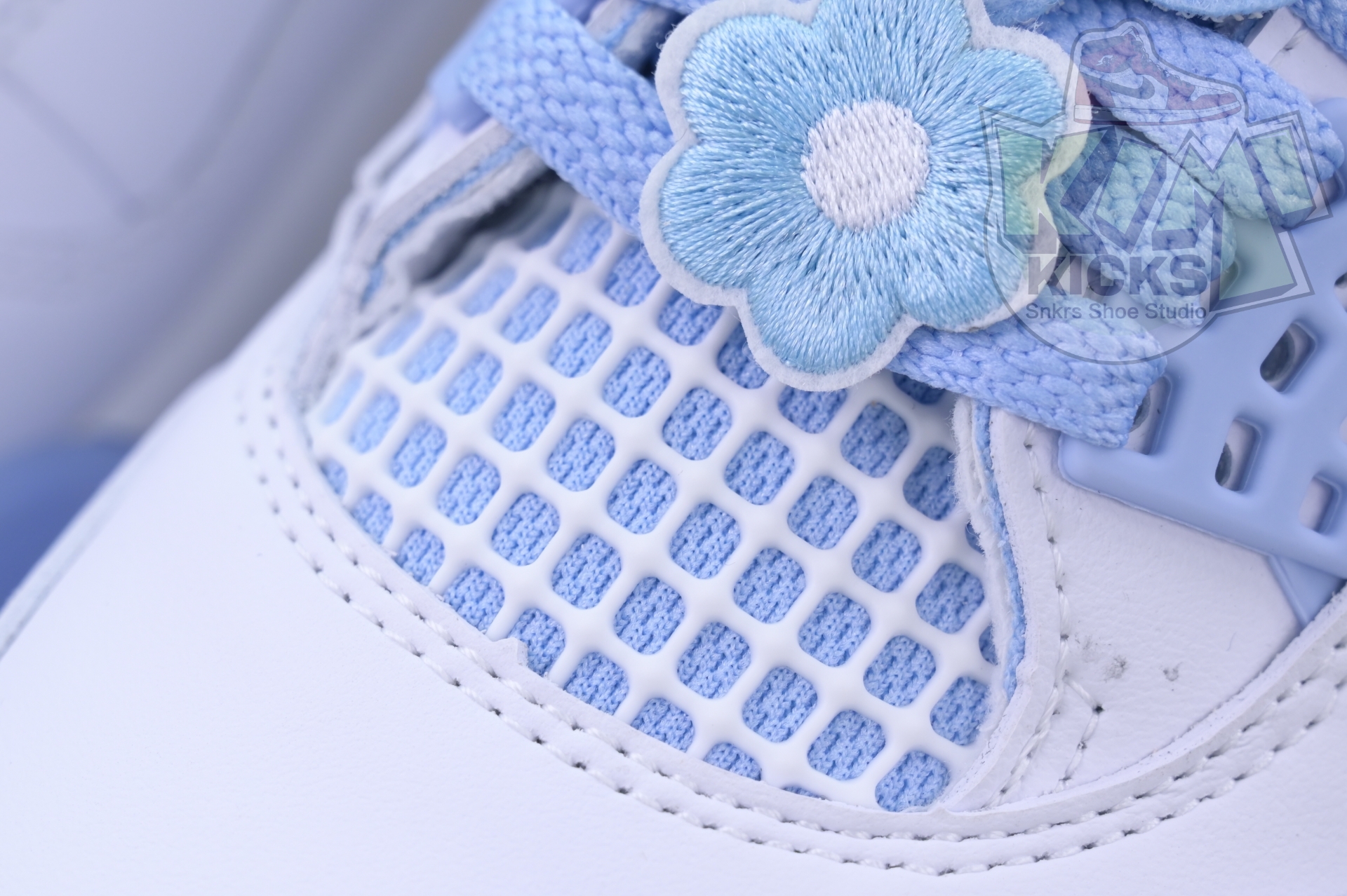 Jordan Air Jordan 4“ALUMINUM”