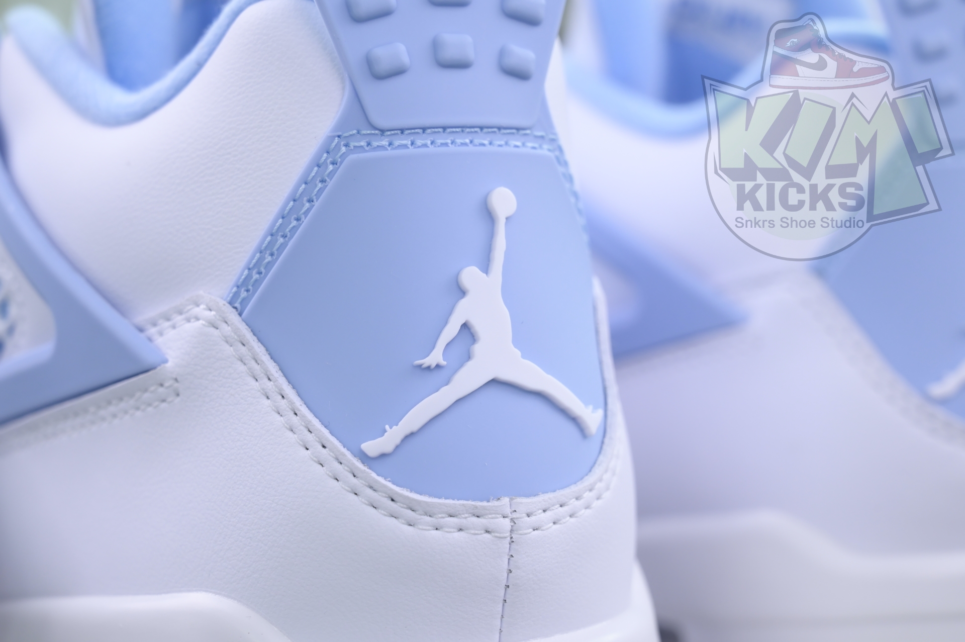 Jordan Air Jordan 4“ALUMINUM”