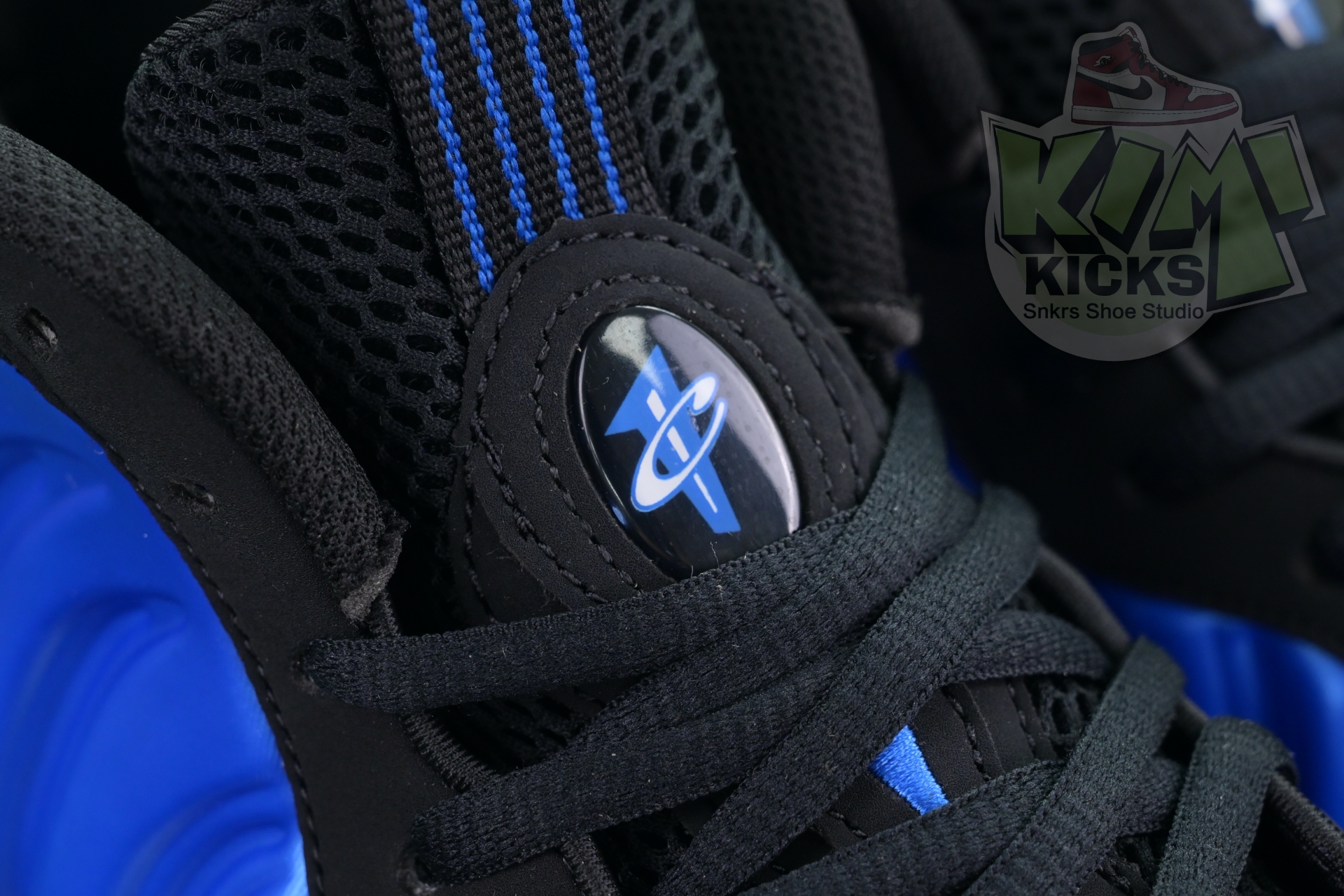 Nike Foamposite One“Dark Neon Royal”