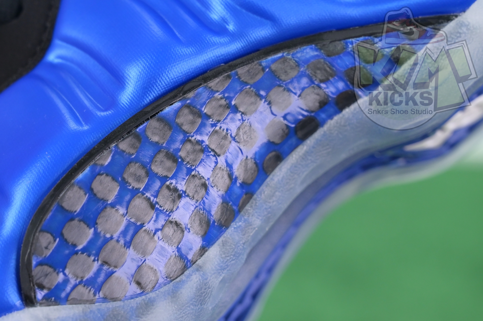 Nike Foamposite One“Dark Neon Royal”