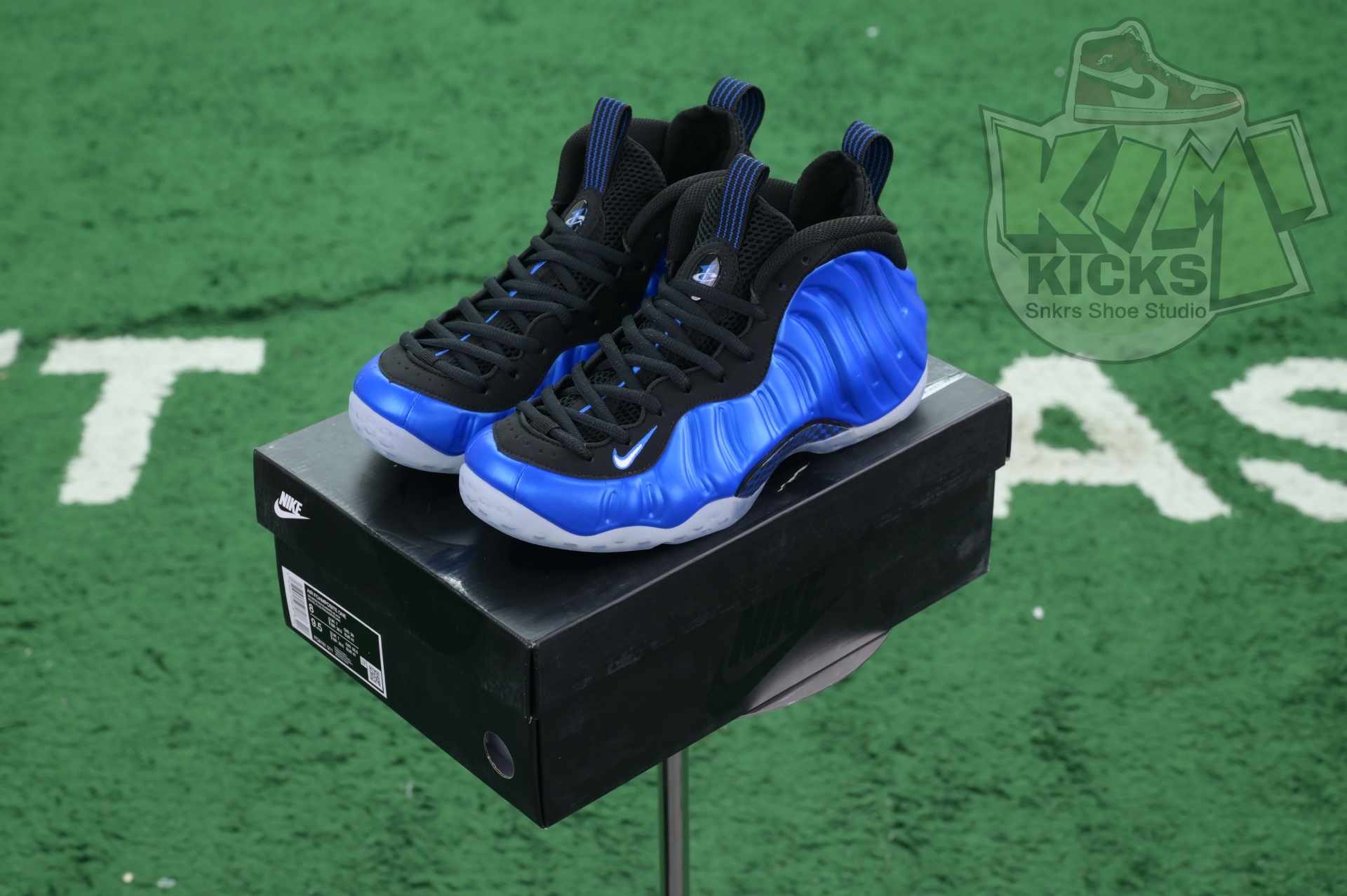 Nike Foamposite One“Dark Neon Royal”