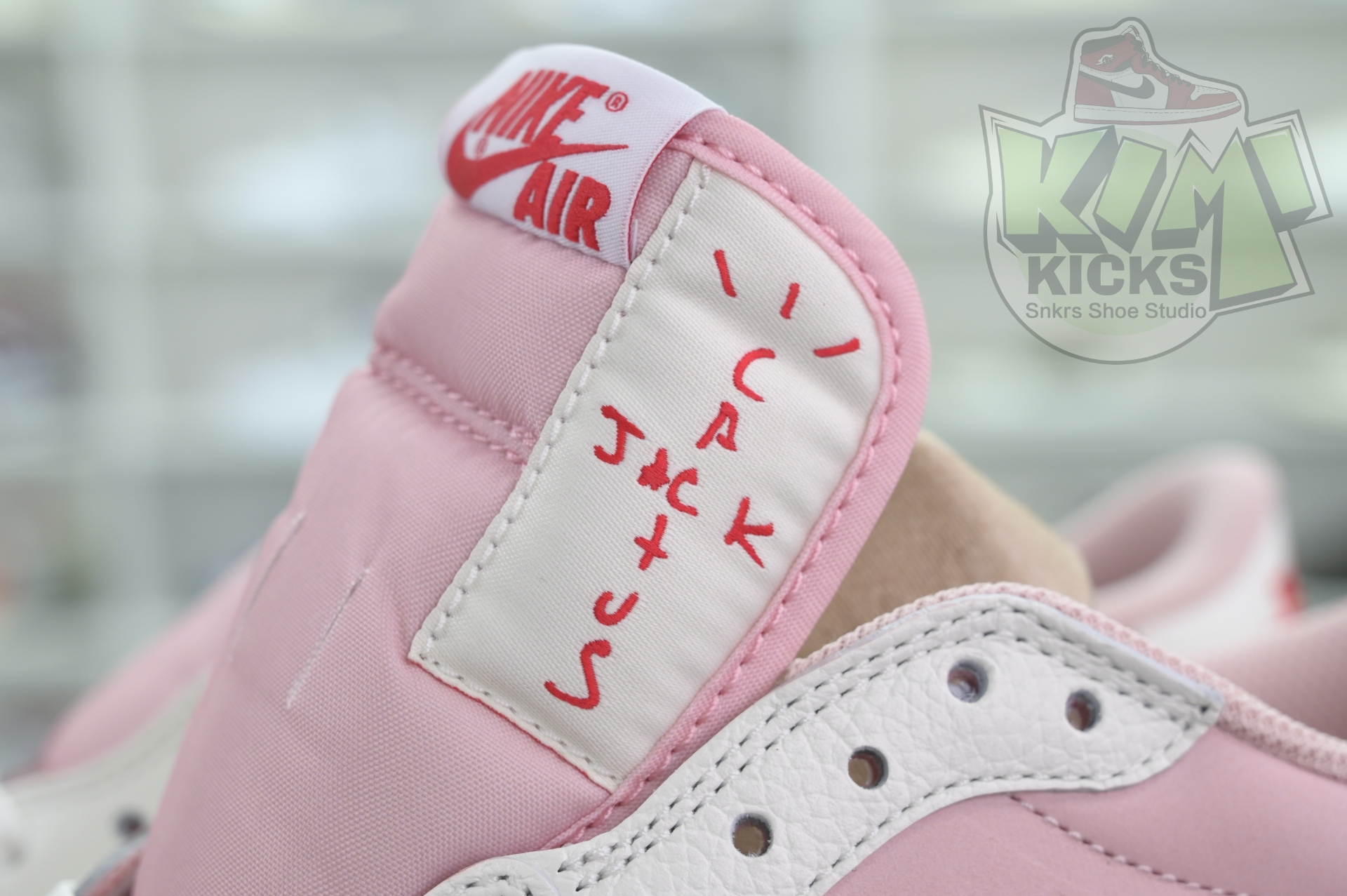 Travis Scott x Jordan Air Jordan 1 Low