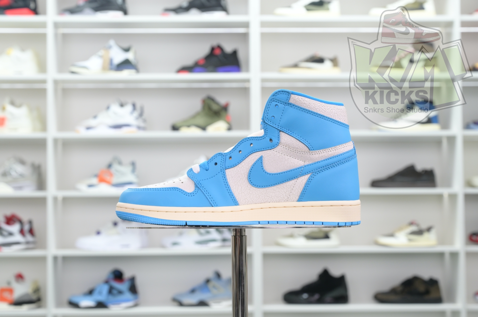 Air Jordan 1 High OG“UNC Reimagined”