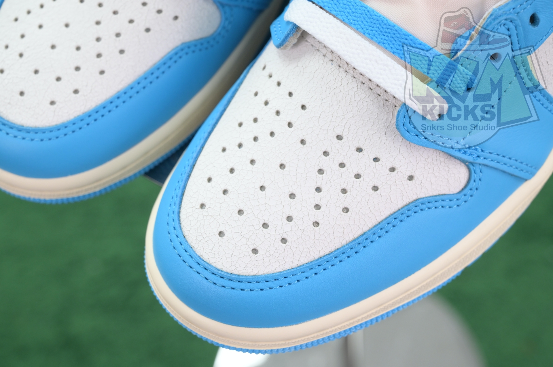 Air Jordan 1 High OG“UNC Reimagined”