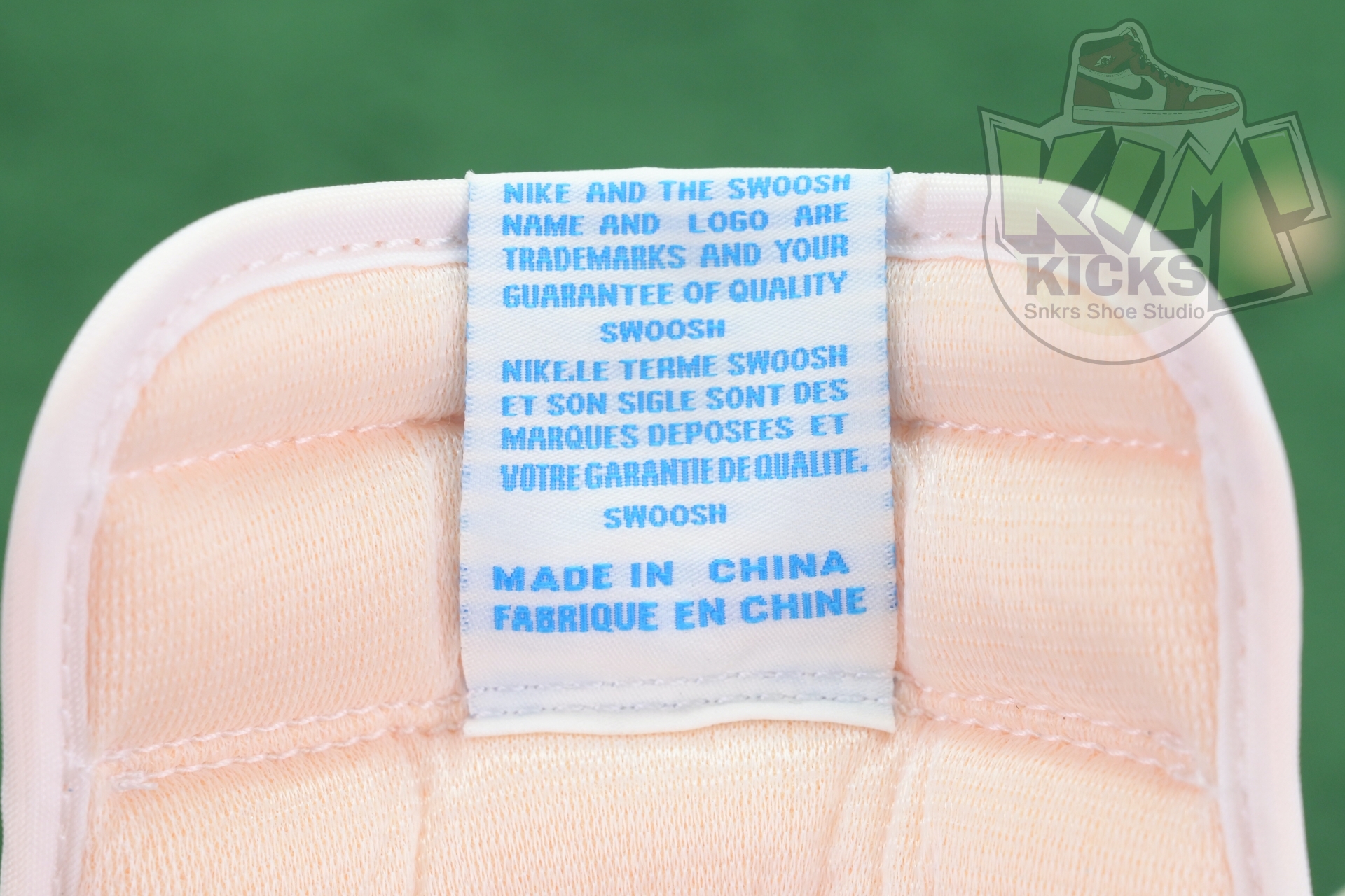 Air Jordan 1 High OG“UNC Reimagined”