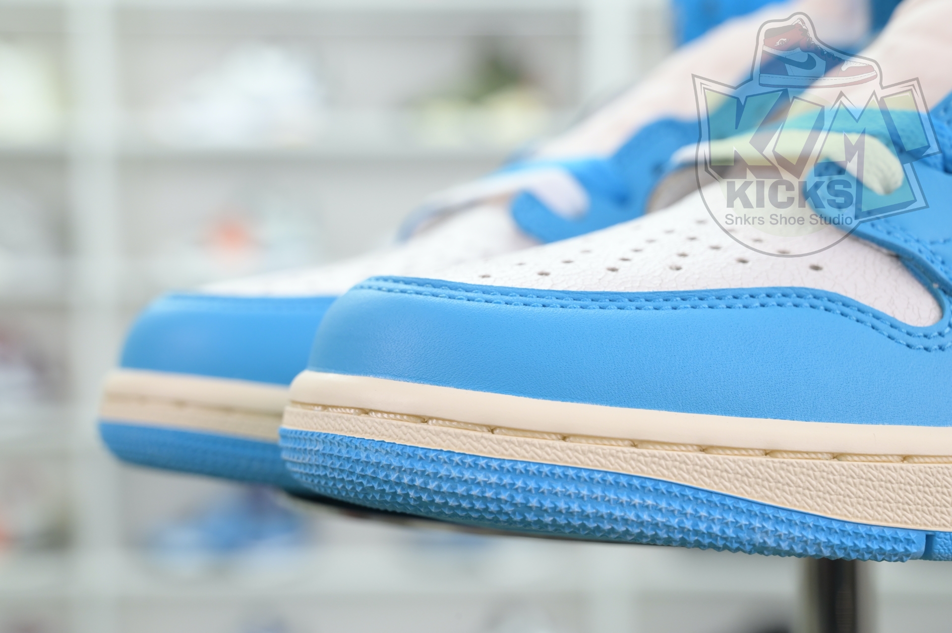 Air Jordan 1 High OG“UNC Reimagined”