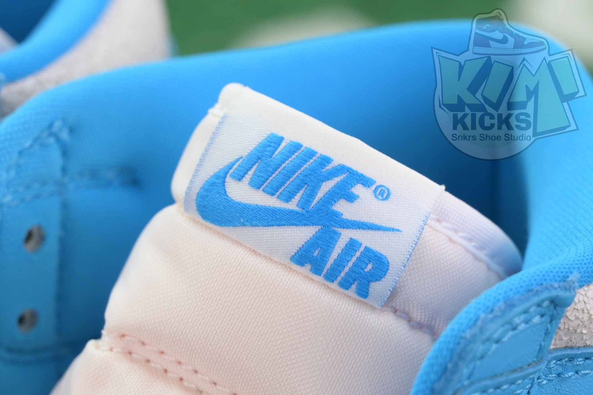 Air Jordan 1 High OG“UNC Reimagined”