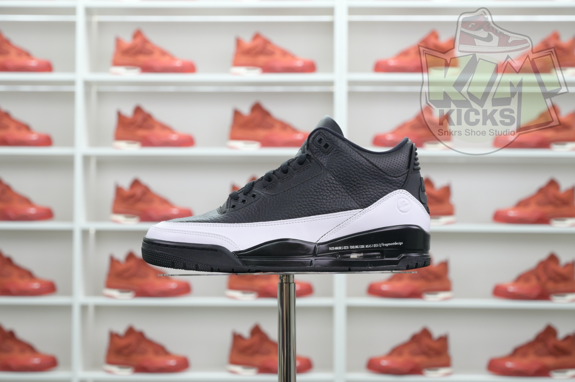 Fragment Design x Jordan Air Jordan 3“Black/ White”  DA3595-001