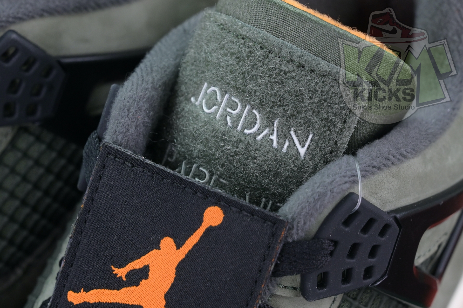 UNDEFEATED x Jordan Air Jordan 4  B1519-200