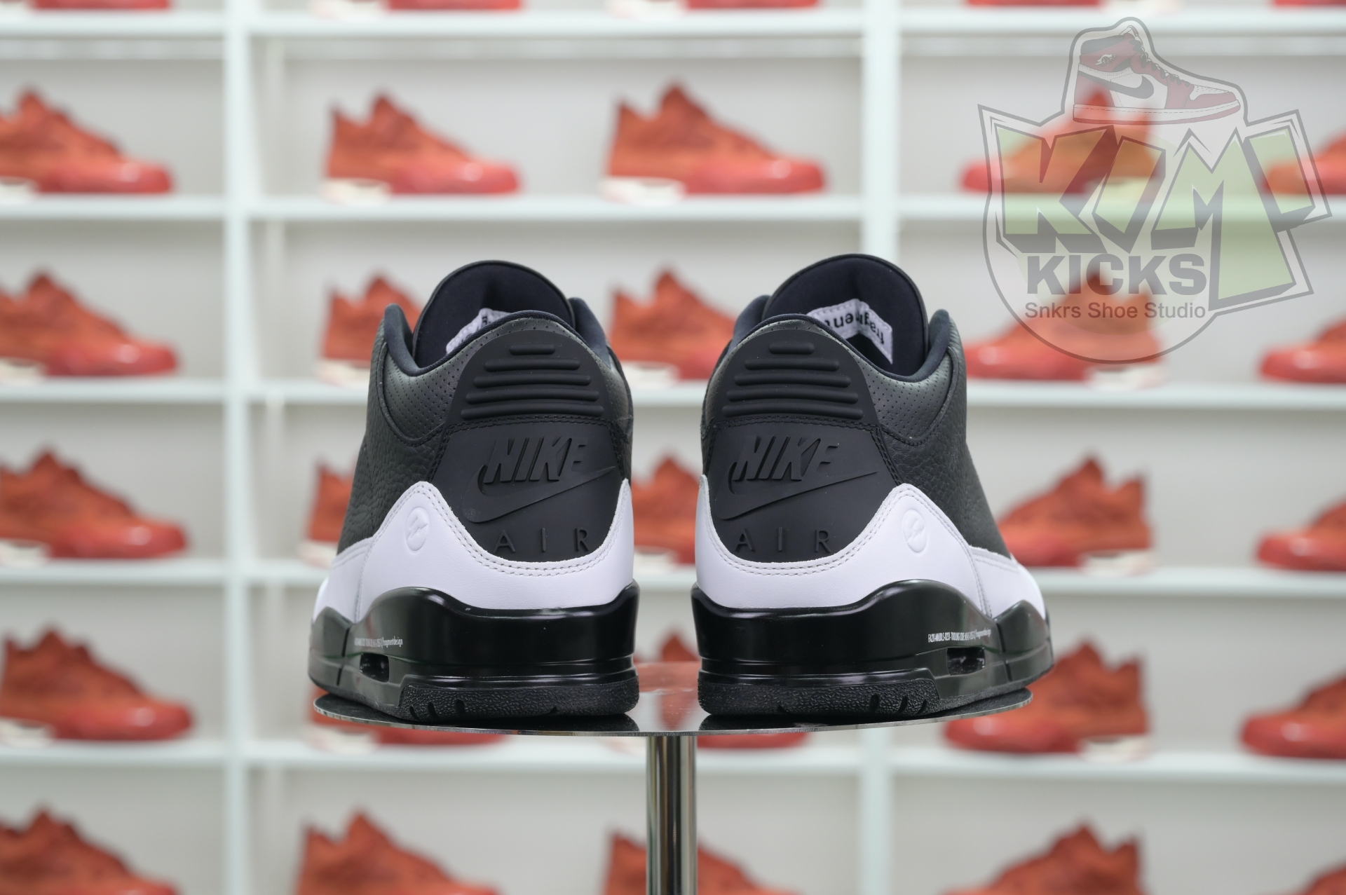 Fragment Design x Jordan Air Jordan 3“Black/ White”  DA3595-001
