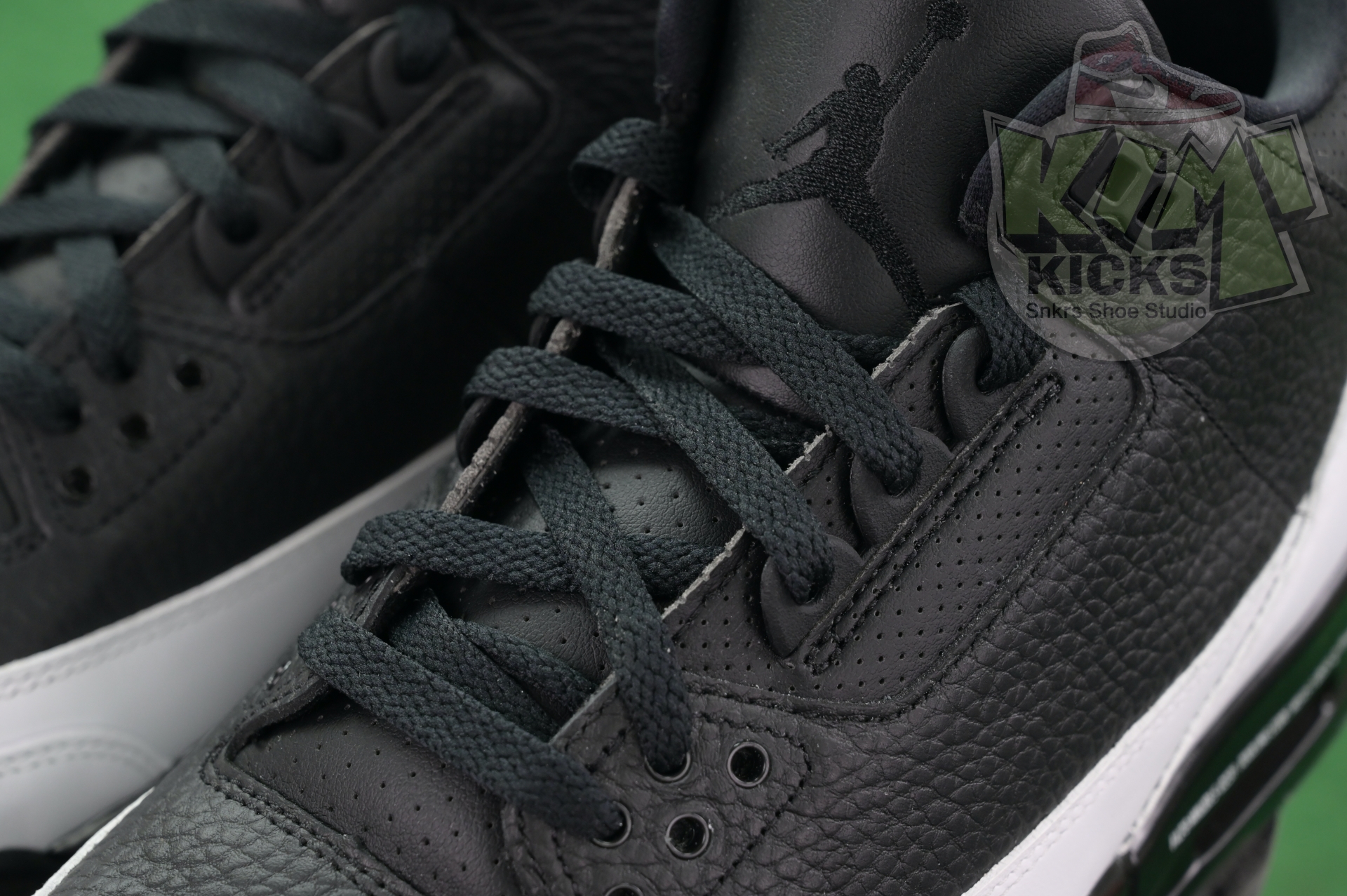 Fragment Design x Jordan Air Jordan 3“Black/ White”  DA3595-001