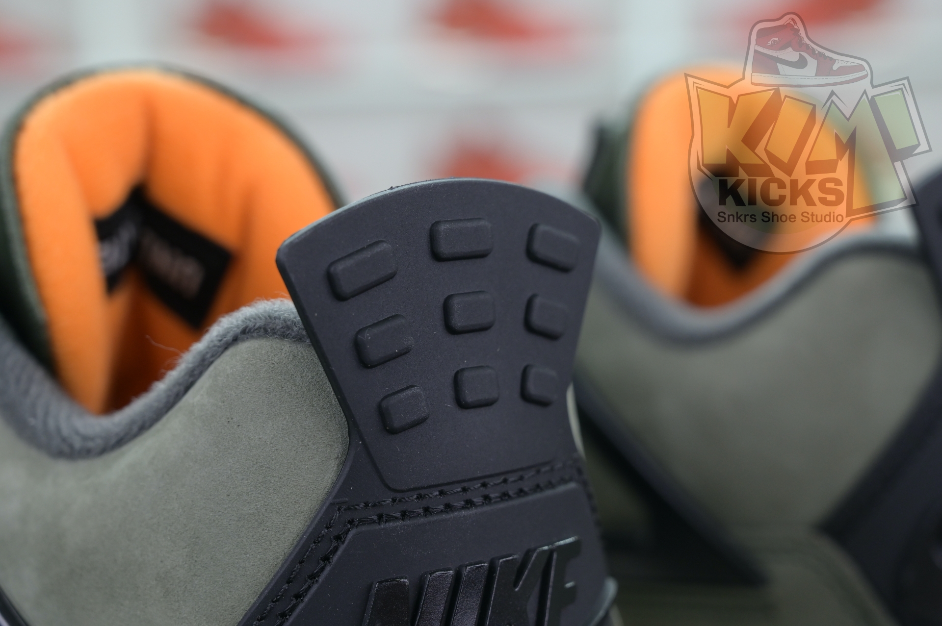 UNDEFEATED x Jordan Air Jordan 4  B1519-200