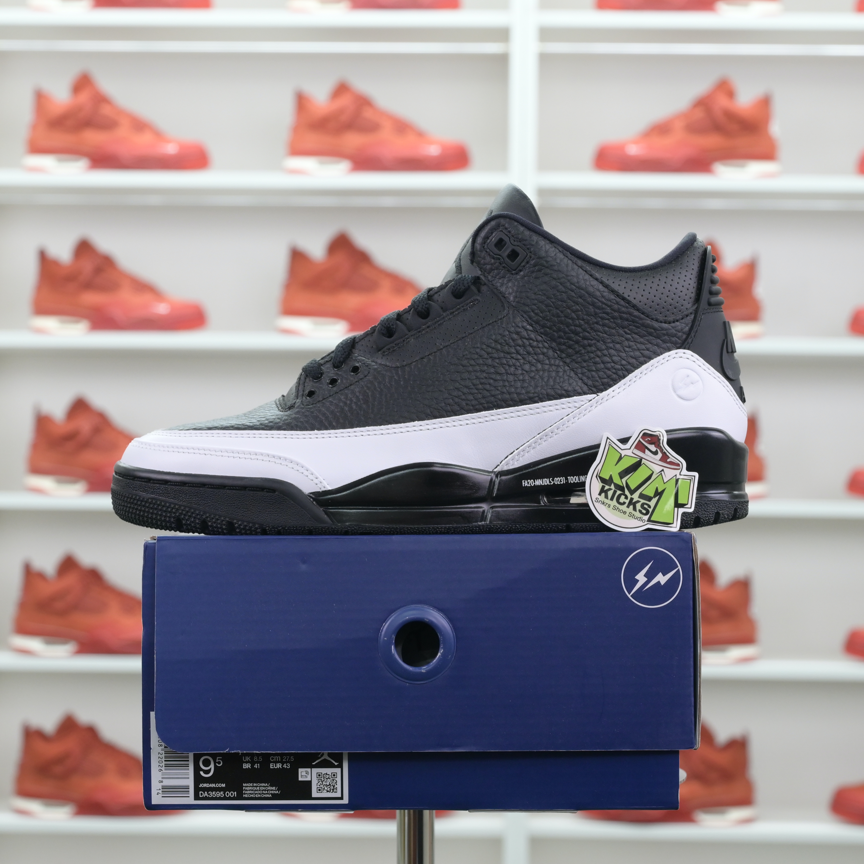 Fragment Design x Jordan Air Jordan 3“Black/ White”  DA3595-001