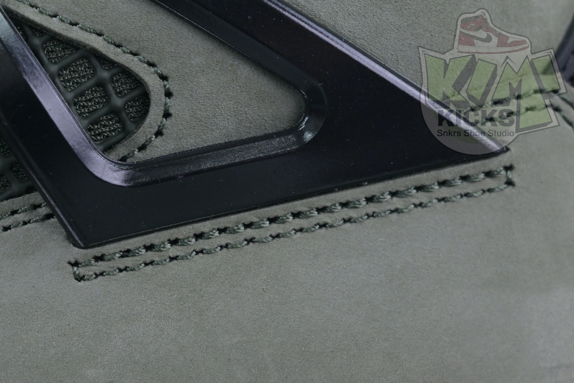 UNDEFEATED x Jordan Air Jordan 4  B1519-200