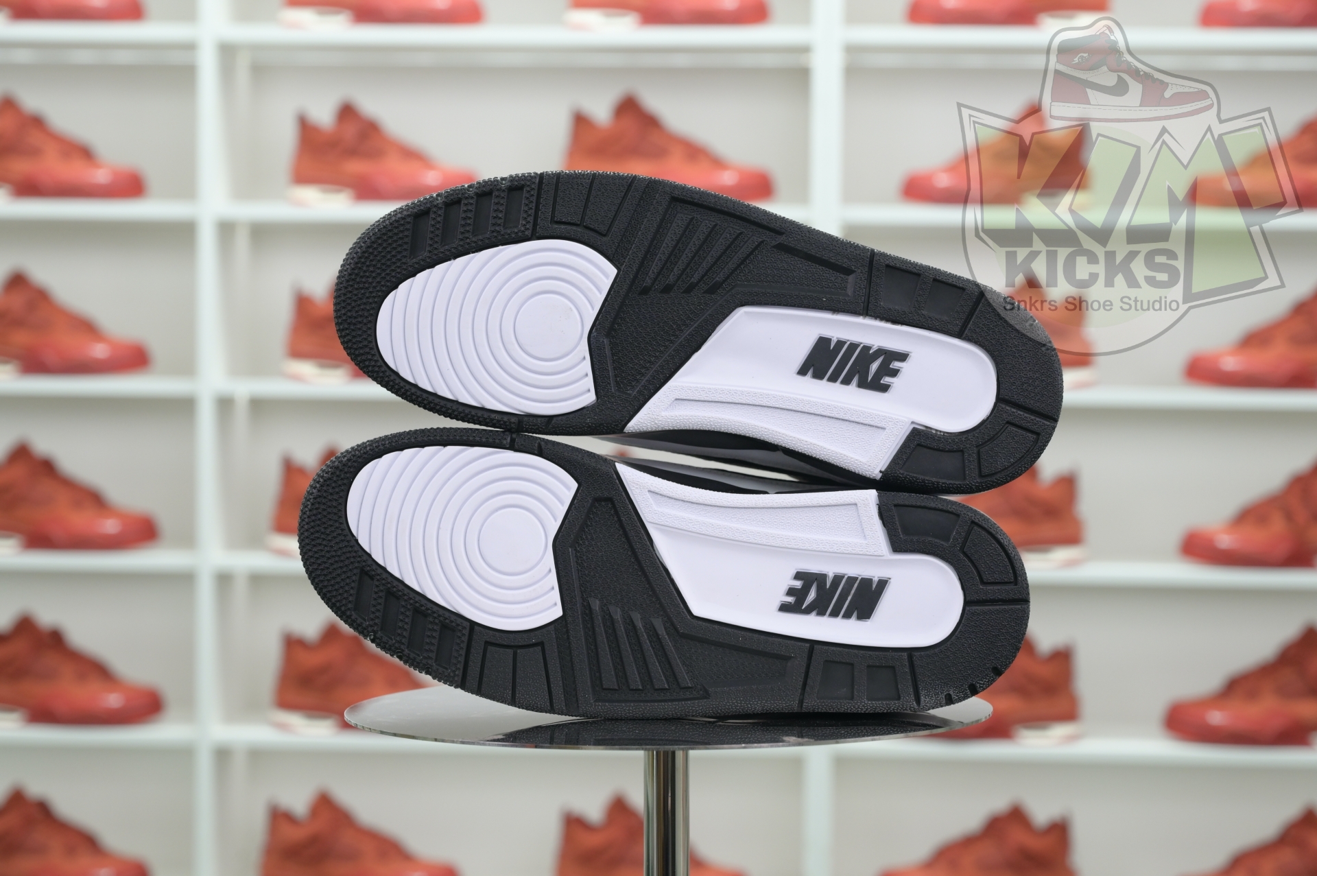 Fragment Design x Jordan Air Jordan 3“Black/ White”  DA3595-001