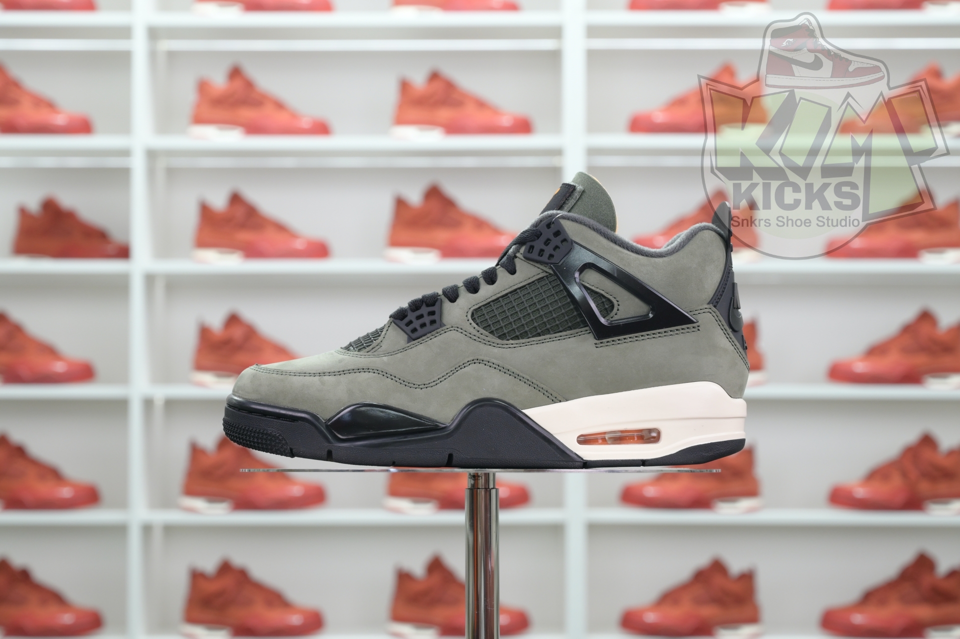 UNDEFEATED x Jordan Air Jordan 4  B1519-200