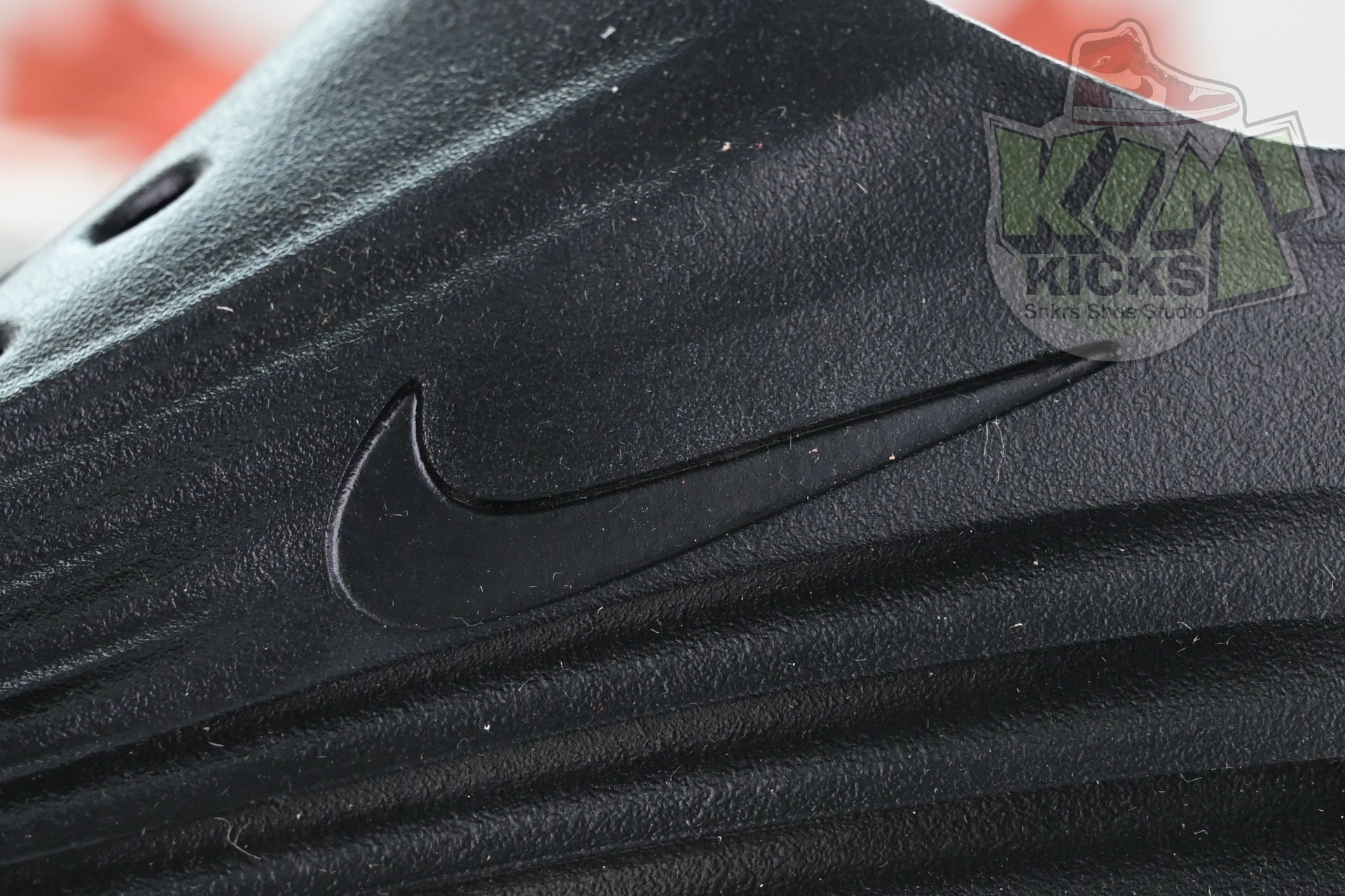 Nike ReactX Rejuven8  HV5062-001