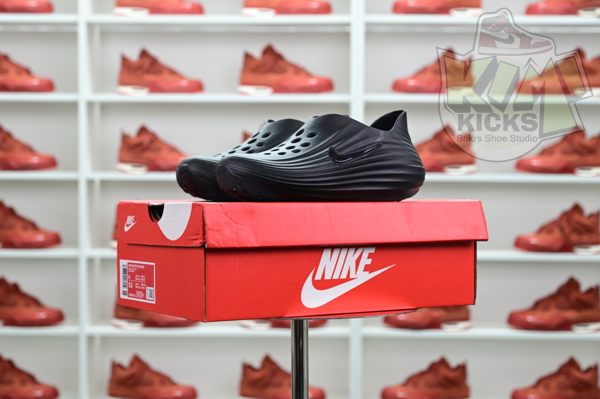 Nike ReactX Rejuven8 HV5060-001