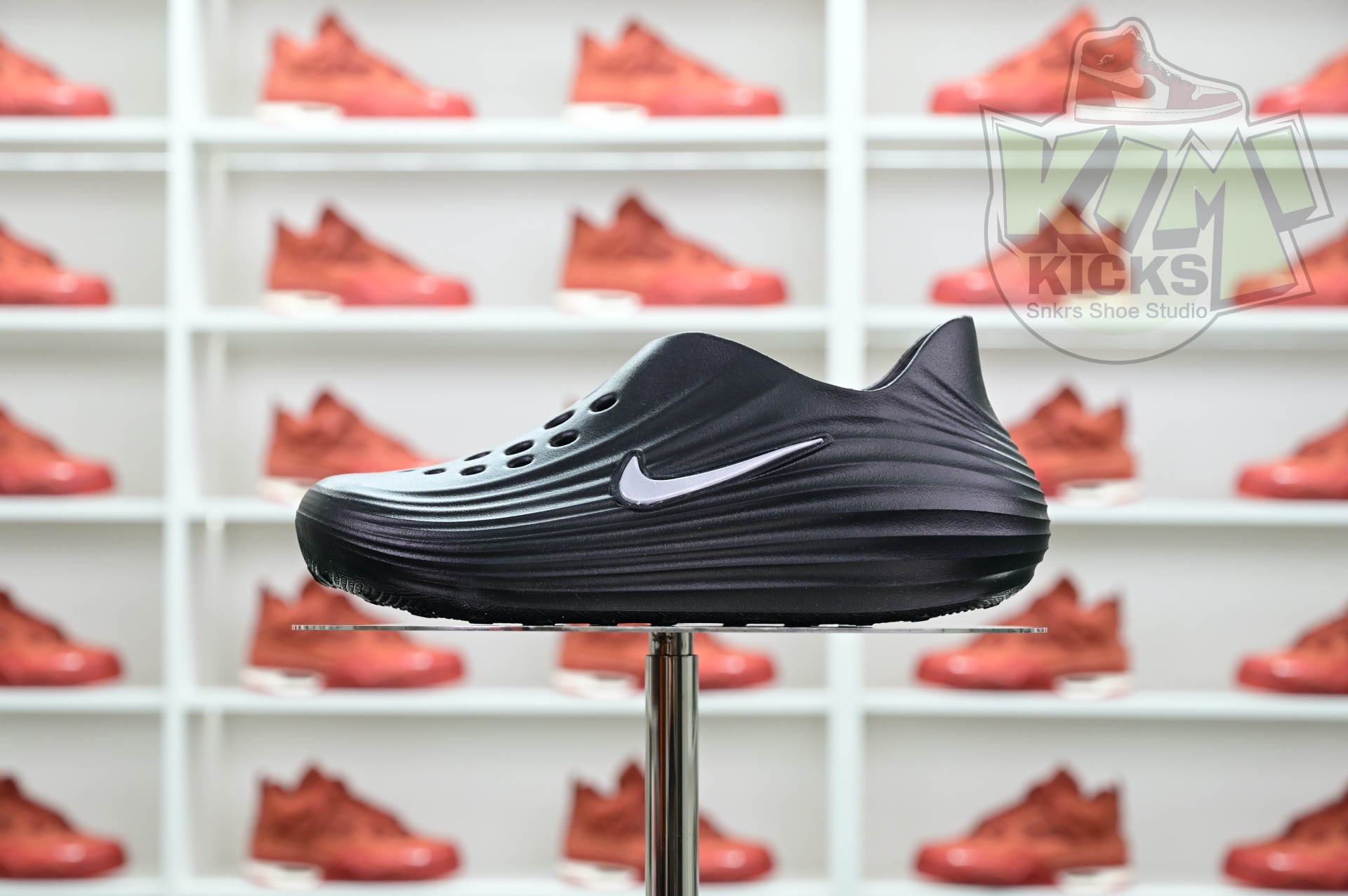 Nike ReactX Rejuven8  HV5062-001