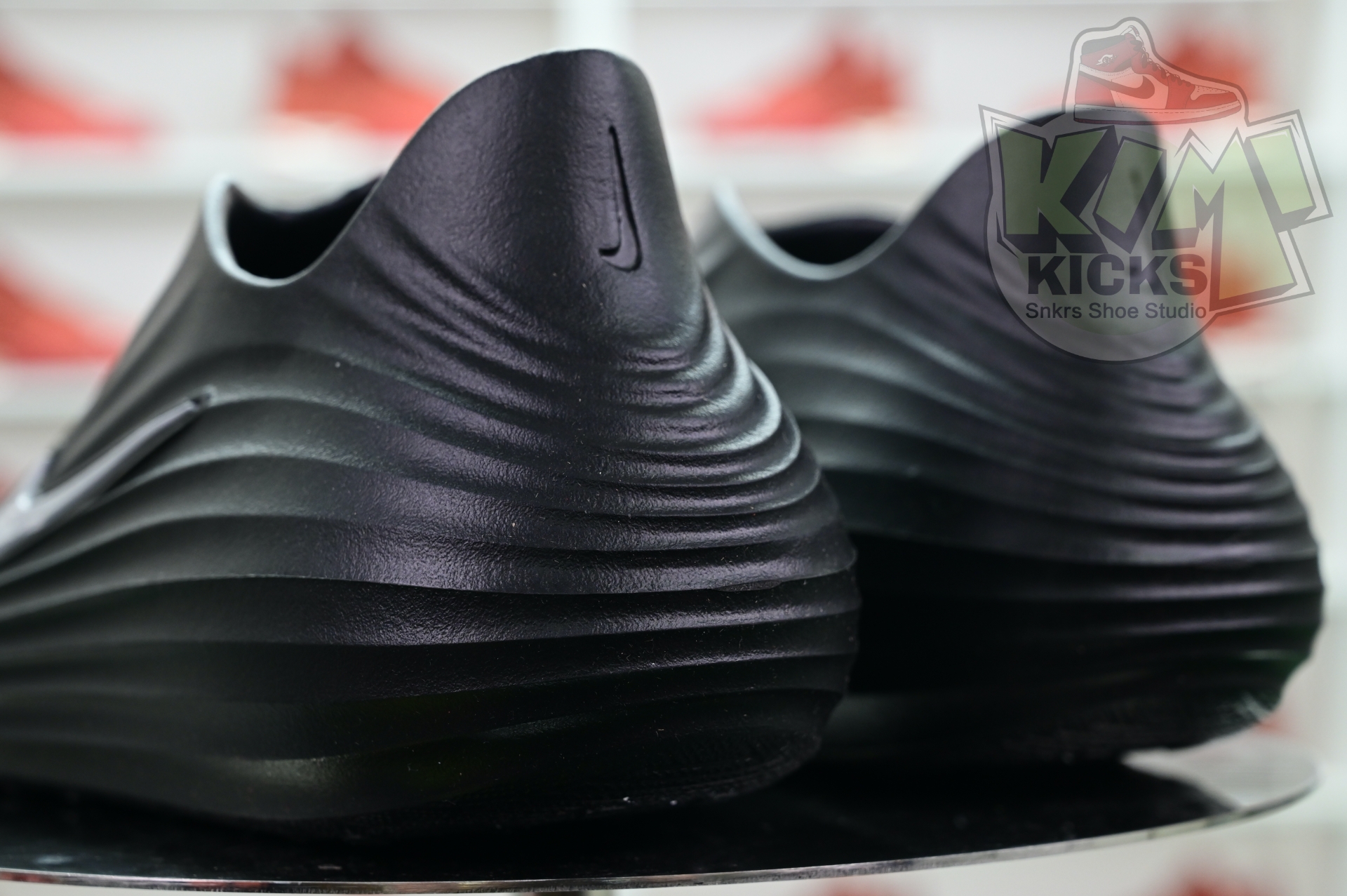 Nike ReactX Rejuven8  HV5062-001