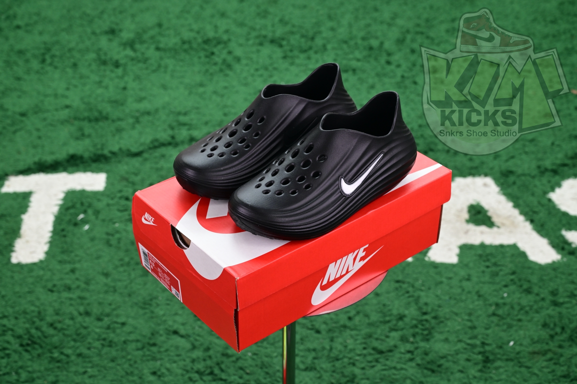 Nike ReactX Rejuven8  HV5062-001