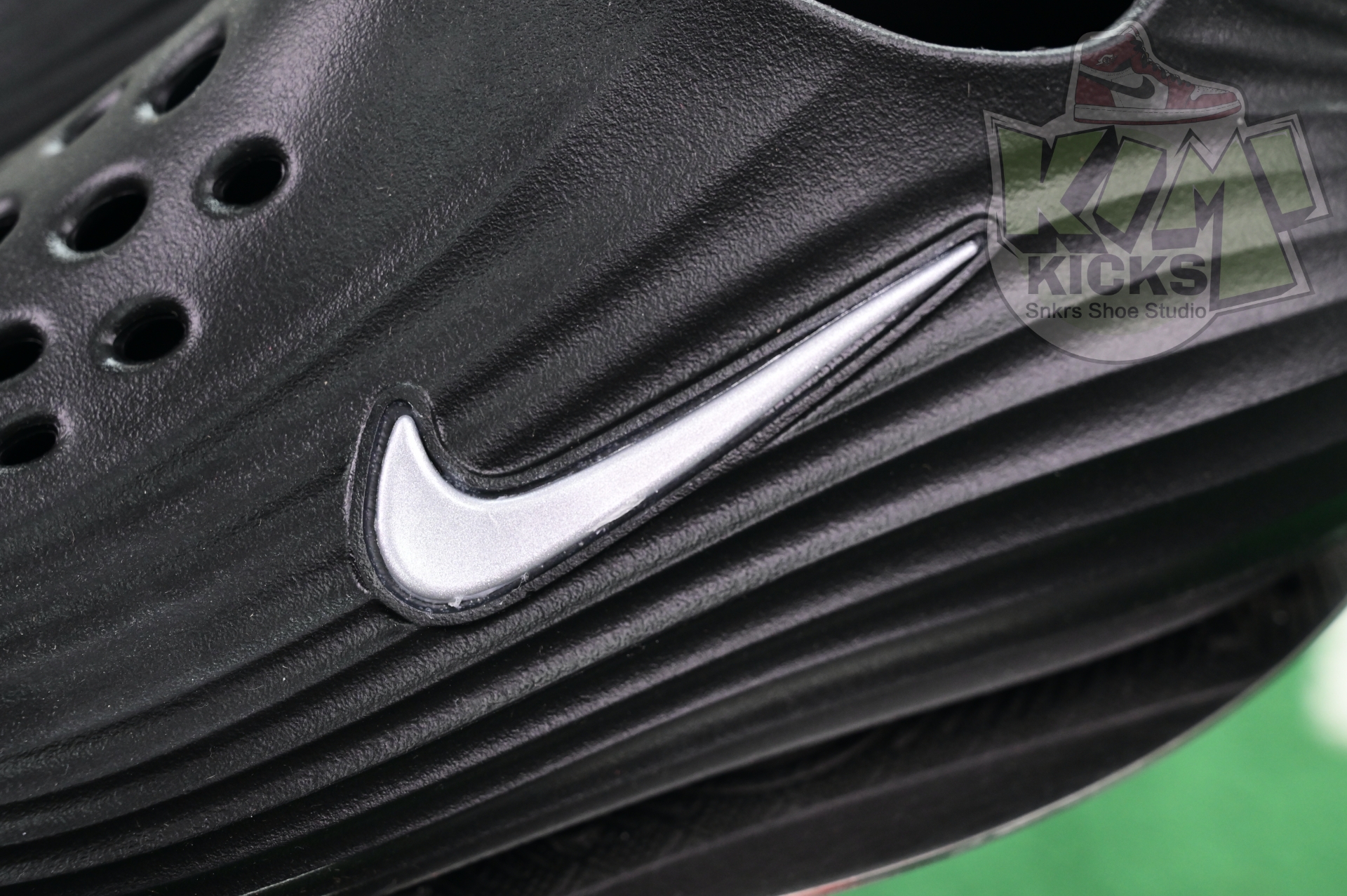 Nike ReactX Rejuven8  HV5062-001