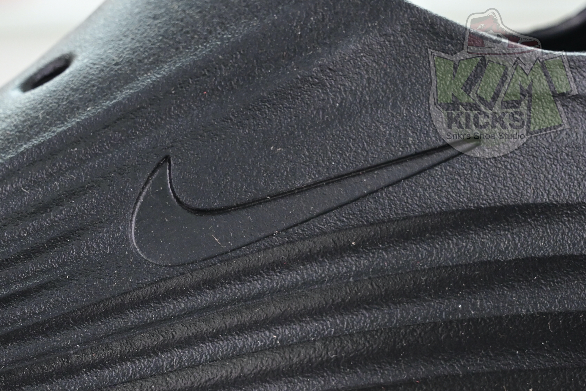 Nike ReactX Rejuven8 HV5060-001