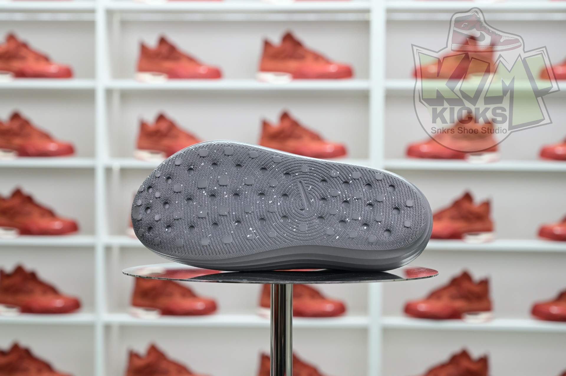 Nike ReactX Rejuven8  HV5060-002