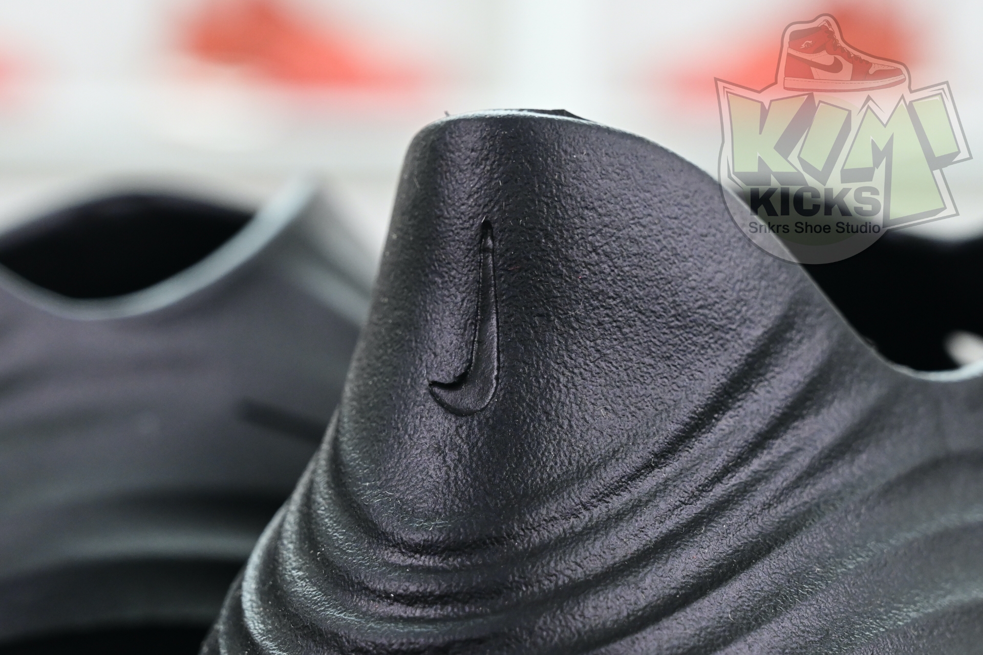 Nike ReactX Rejuven8 HV5060-001