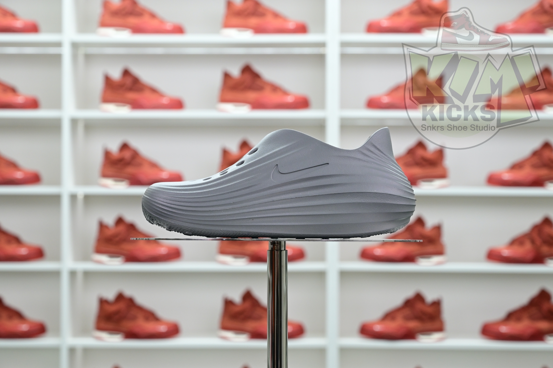 Nike ReactX Rejuven8  HV5060-002