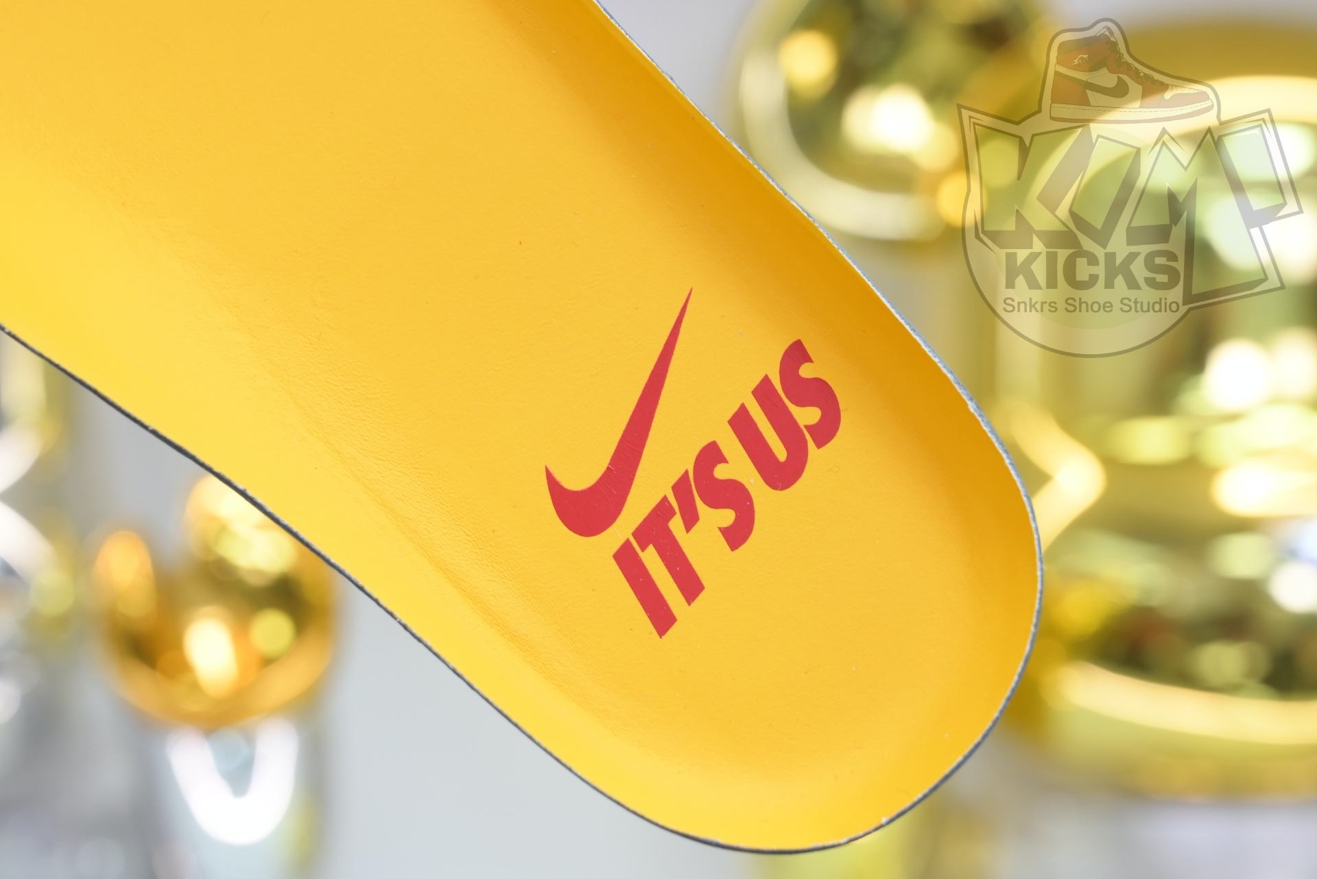 Nike Air Force 1 IH4383-300