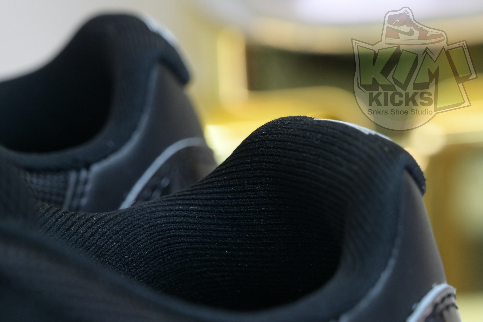 Air Jordan 11 Low“Bred” FV5104-006