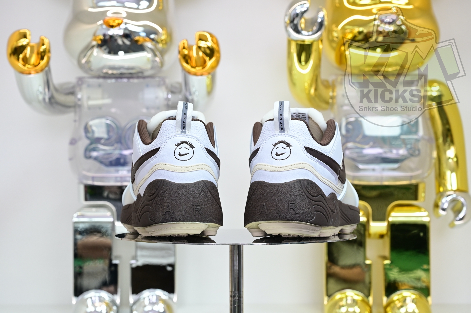 Travis Scott x Nike ZOOM Field JAXX“White/ Light Chocolate”HQ3073-100