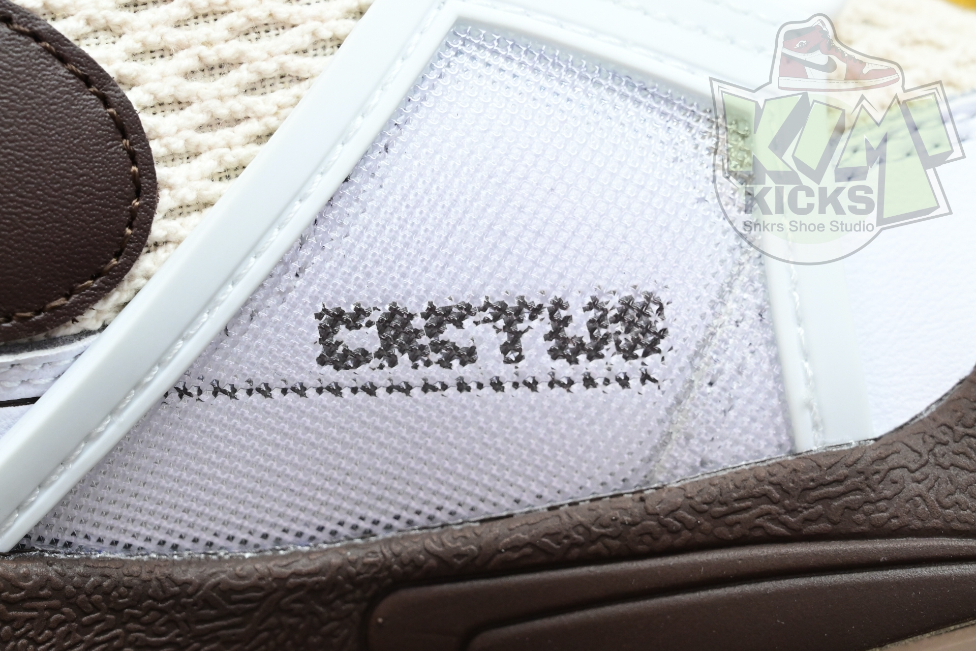 Travis Scott x Nike ZOOM Field JAXX“White/ Light Chocolate”HQ3073-100