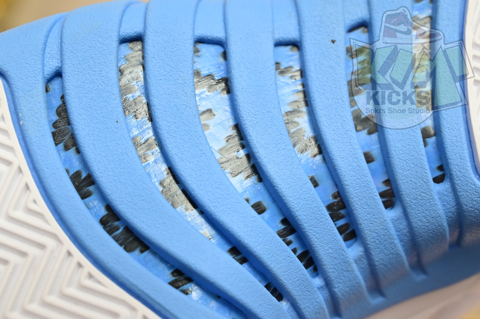 Jordan Air Jordan 12“MELO”2025  CT8013-112