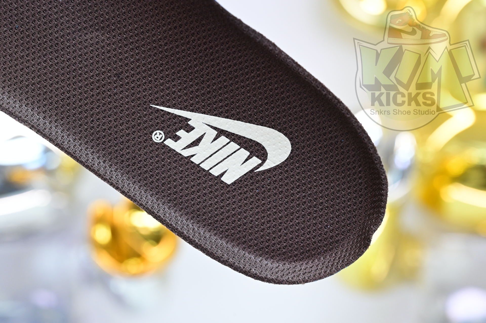 Travis Scott x Nike ZOOM Field JAXX“White/ Light Chocolate”HQ3073-100