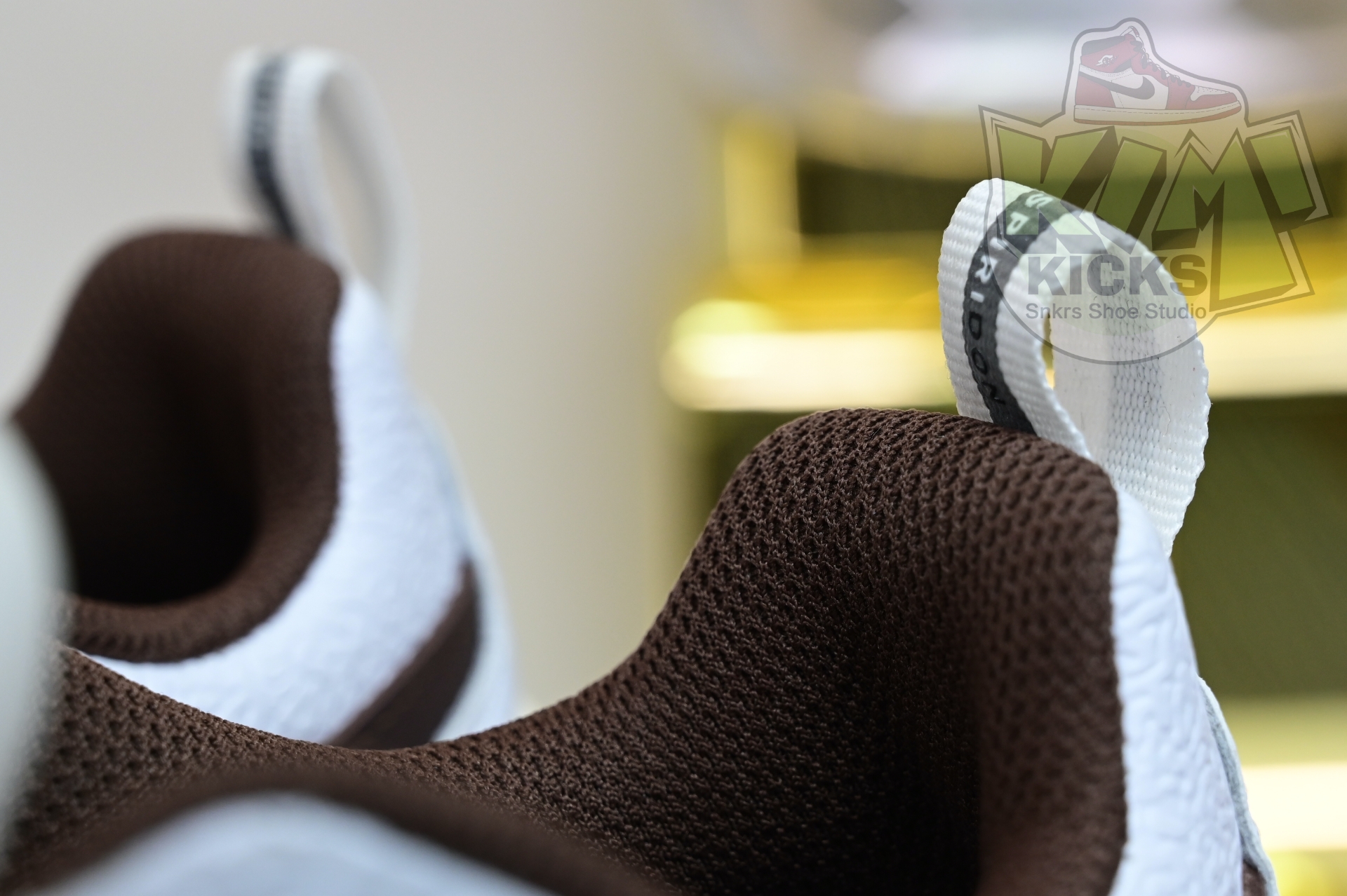 Travis Scott x Nike ZOOM Field JAXX“White/ Light Chocolate”HQ3073-100