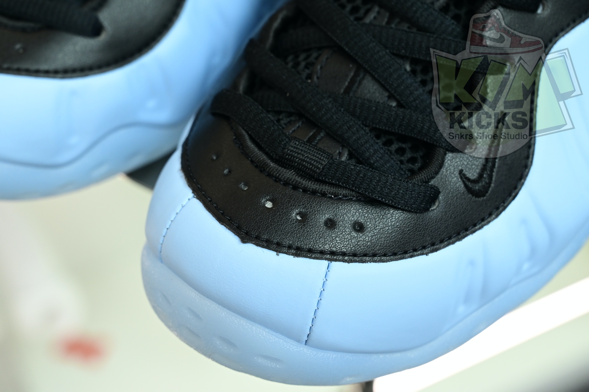 Nike Air Foamposite One 'Psychic Blue and Black'  HJ6014-400