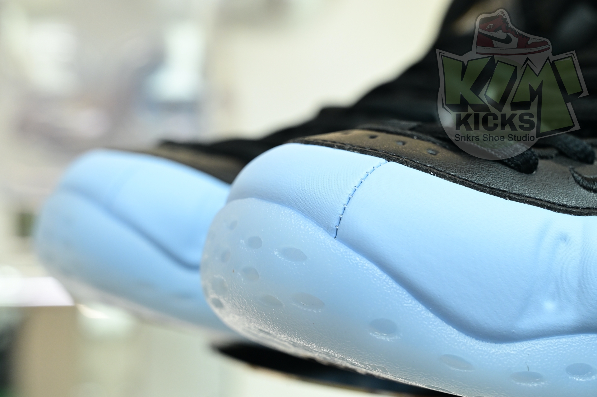 Nike Air Foamposite One 'Psychic Blue and Black'  HJ6014-400