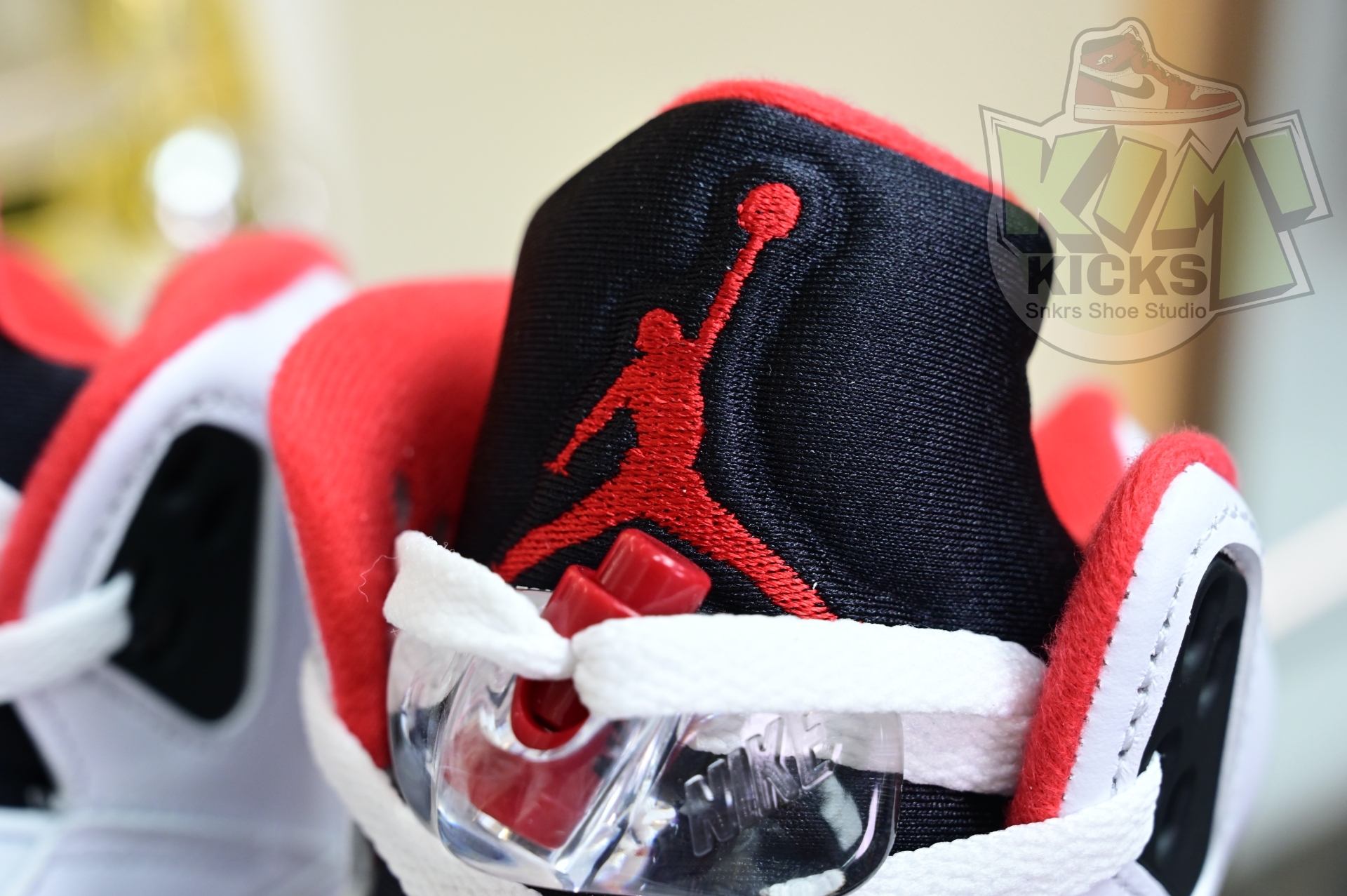 Air Jordan 5 Fire Red“Black Tongue”  HQ7978-101