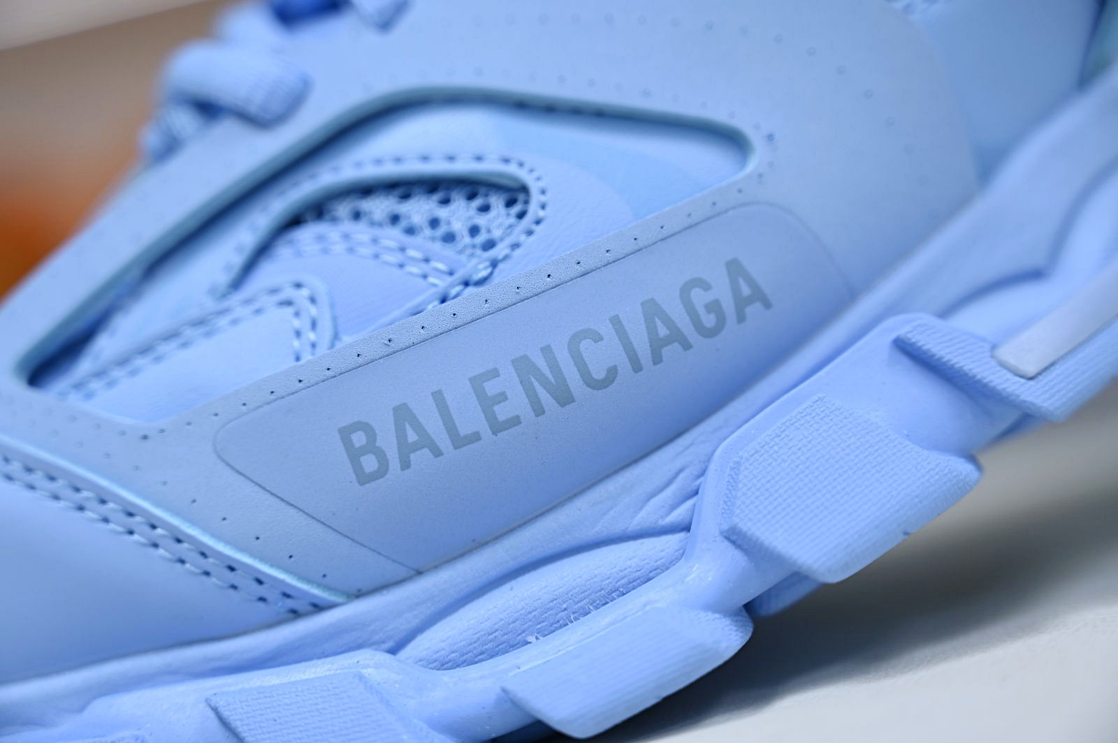 Balenciaga  Track（LED）