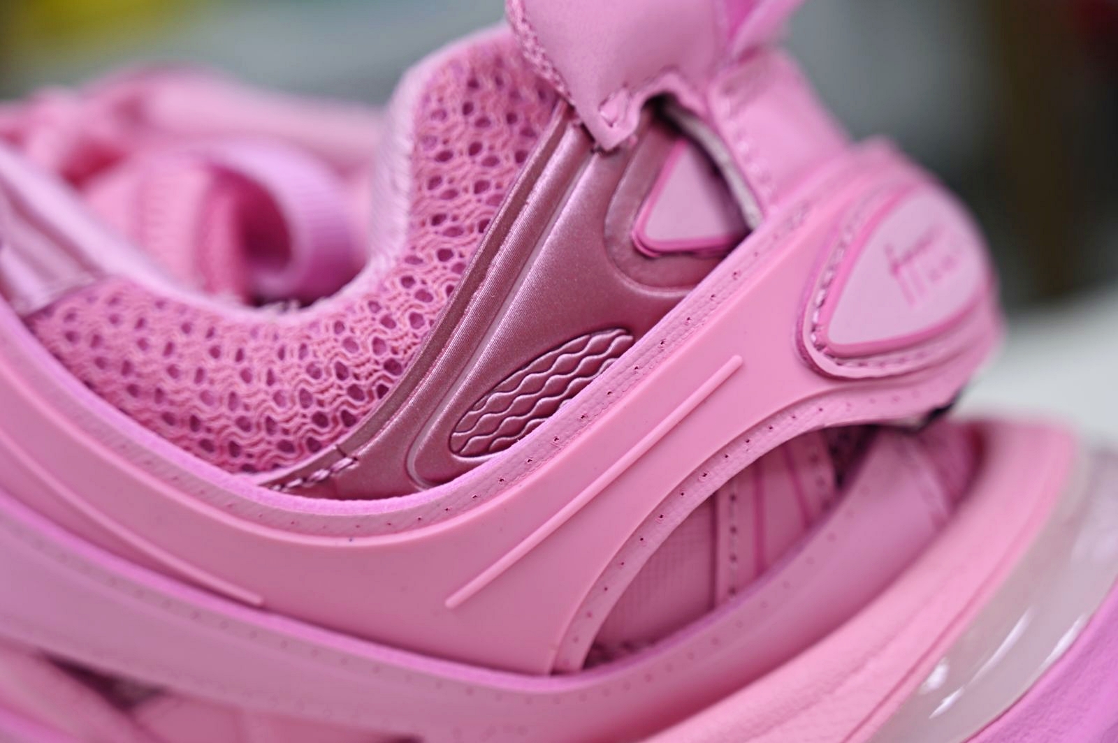 Balenciaga  Track（LED）