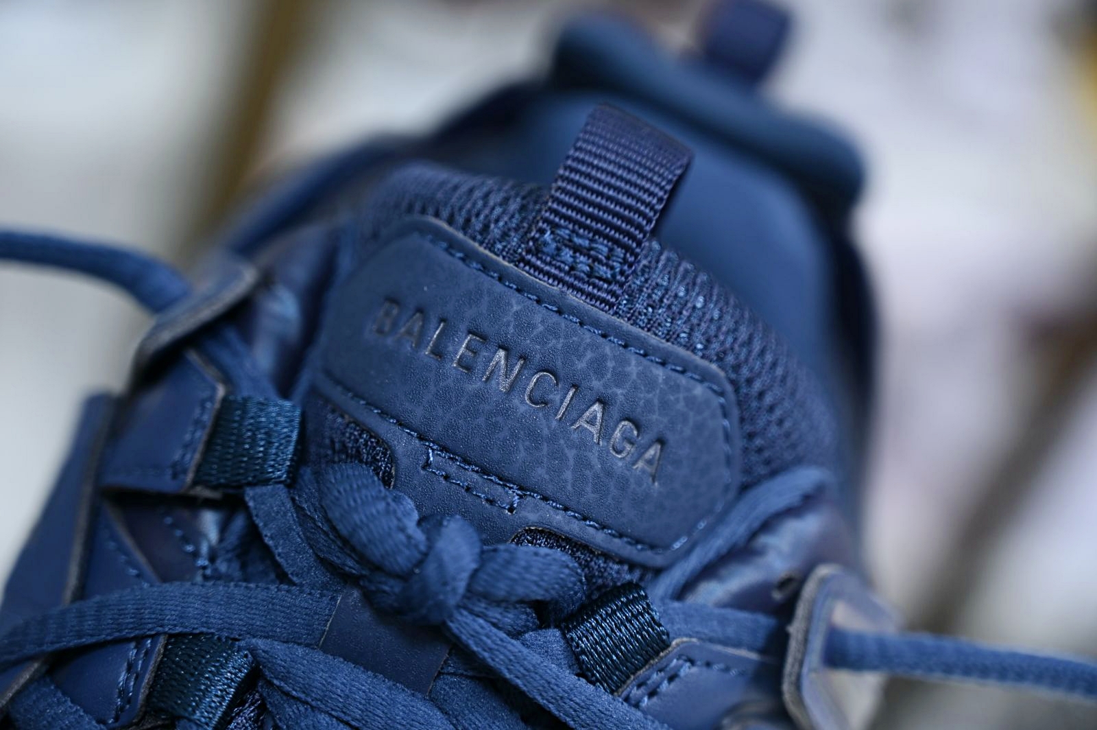 Balenciaga  Track（LED）