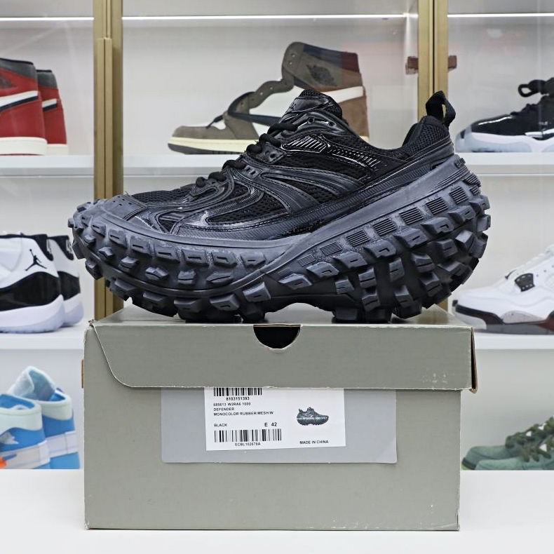 Balenciaga Defender