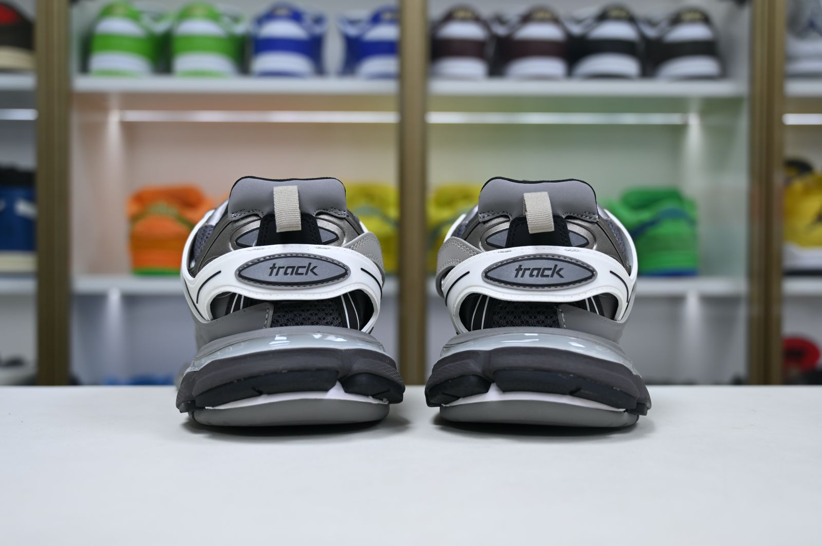 Balenciaga  Track（LED）