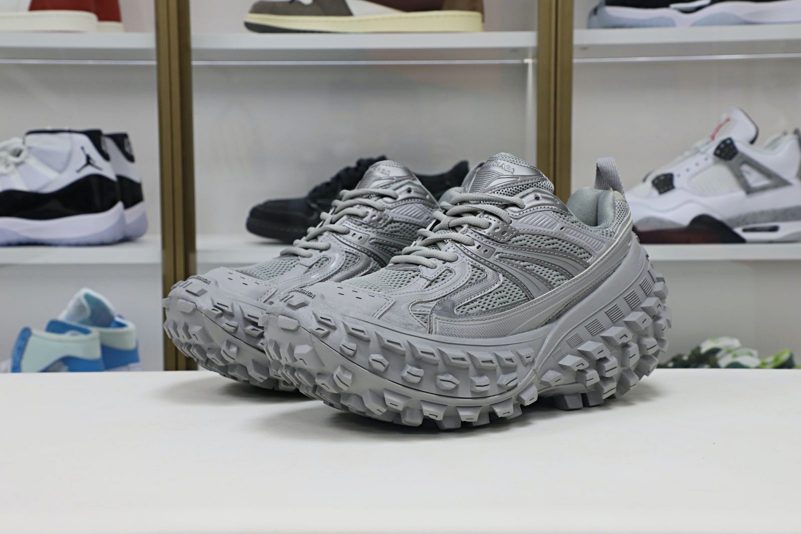 Balenciaga  Defender