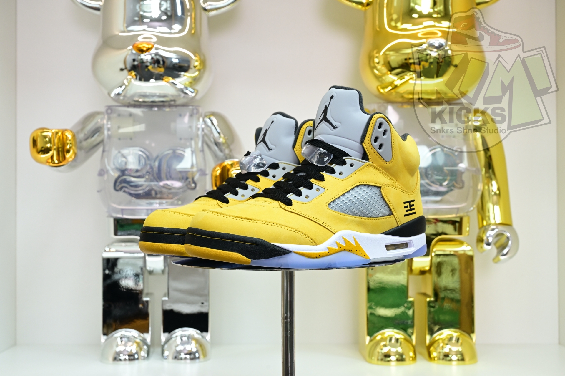 Air Jordan 5 Retro